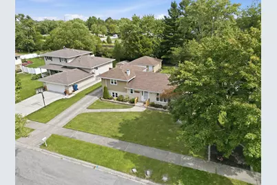 2431 Hickory Drive, Dyer, IN 46311 - Photo 4