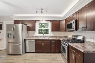 2431 Hickory Dr, Dyer, IN 46311 - Photo 14