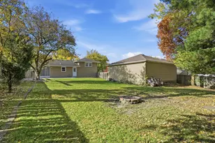 2431 Hickory Dr, Dyer, IN 46311 - Photo 34