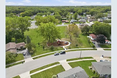 2431 Hickory Drive, Dyer, IN 46311 - Photo 38