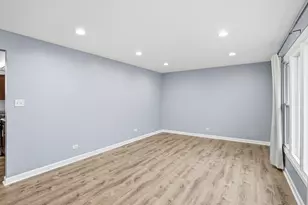 2431 Hickory Dr, Dyer, IN 46311 - Photo 8