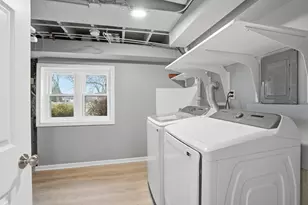 2431 Hickory Dr, Dyer, IN 46311 - Photo 28