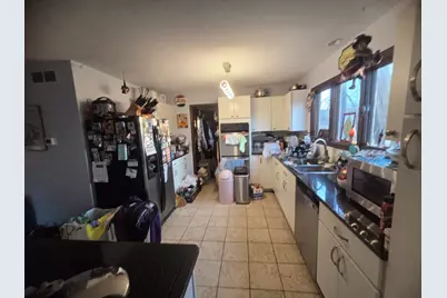 401 Shorewood Court, Valparaiso, IN 46385 - Photo 4