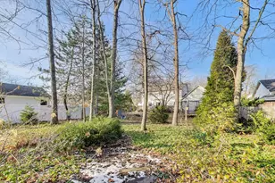 1642 Commodore Ln, Chesterton, IN 46304 - Photo 32