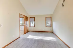 1642 Commodore Ln, Chesterton, IN 46304 - Photo 12