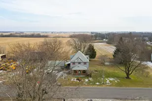405 N Polk St, Morocco, IN 47963 - Photo 32