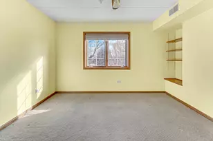 810 Swan Dr, Dyer, IN 46311 - Photo 12