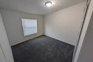 234 W Young St, Hanna, IN 46340 - Photo 4