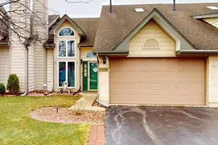 9336 Tyler St, Crown Point, IN 46307 - Photo 4