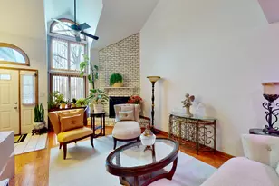 9336 Tyler St, Crown Point, IN 46307 - Photo 8