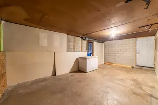 4313 Arbutus Ln, East Chicago, IN 46312 - Photo 24