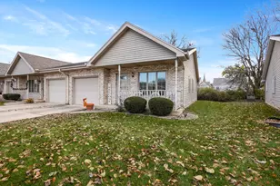 1932 Church St, Dyer, IN 46311 - Photo 2