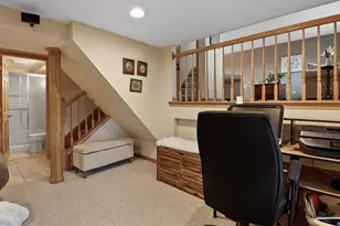 8036 Beech Ave, Munster, IN 46321 - Photo 18