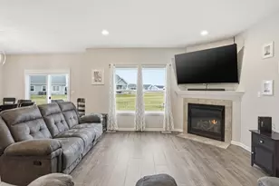 10431 Towle St, Dyer, IN 46311 - Photo 4