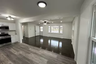 6701 Madison St, Merrillville, IN 46410 - Photo 4