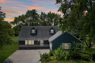 4213 Glen Oaks Dr, Crown Point, IN 46307 - Photo 1