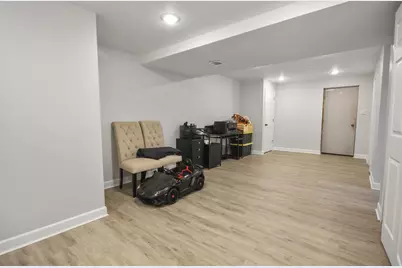 4213 Glen Oaks Drive, Crown Point, IN 46307 - Photo 16