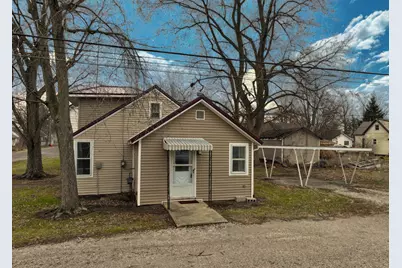 411 W Jefferson Street, Winamac, IN 46996 - Photo 2