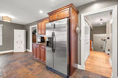 296 S 150 E, Valparaiso, IN 46383 - Photo 10