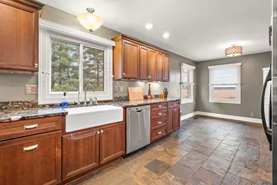 296 S 150 E, Valparaiso, IN 46383 - Photo 8