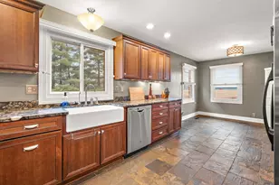 296 S 150 E, Valparaiso, IN 46383 - Photo 8