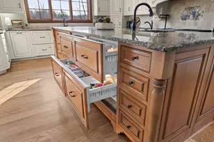 8955 Hillside Dr, Saint John, IN 46373 - Photo 18