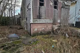 1695 W 10th Ave, Gary, IN 46404 - Photo 1