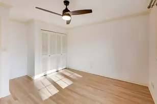 8800 Baring Ave, Munster, IN 46321 - Photo 24