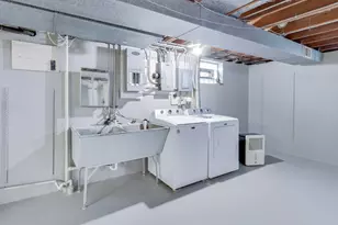 8800 Baring Ave, Munster, IN 46321 - Photo 34