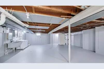 8800 Baring Avenue, Munster, IN 46321 - Photo 32