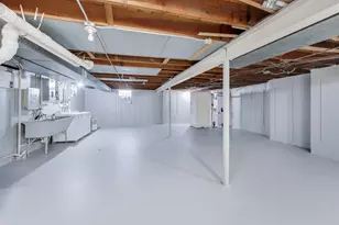 8800 Baring Ave, Munster, IN 46321 - Photo 32