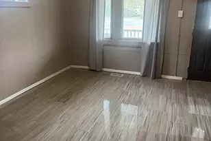 4633 W 11th Ave, Gary, IN 46406 - Photo 6