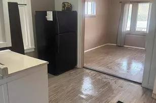 4633 W 11th Ave, Gary, IN 46406 - Photo 8