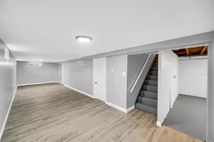 699 State St, Gary, IN 46403 - Photo 20