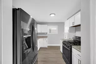 699 State St, Gary, IN 46403 - Photo 10