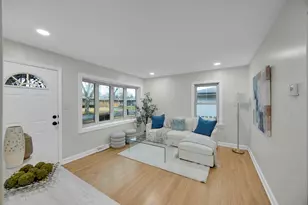 936 E 52nd Ave, Gary, IN 46410 - Photo 2