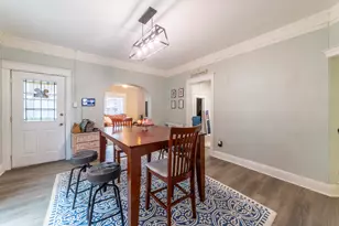 529 Lake St, Hobart, IN 46342 - Photo 10