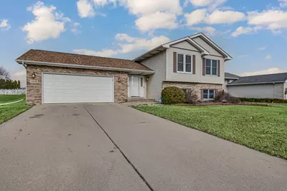 1270 97th Place, Crown Point, IN 46307 - Photo 2