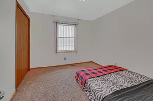 1270 97th Pl, Crown Point, IN 46307 - Photo 16