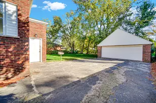 8309 Northcote Ave, Munster, IN 46321 - Photo 30