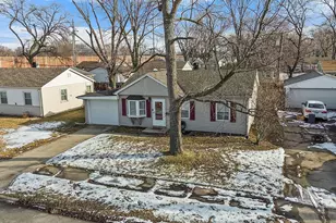 7713 Chestnut Ave, Hammond, IN 46324 - Photo 26