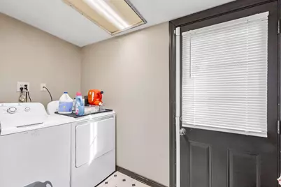 7713 Chestnut Avenue, Hammond, IN 46324 - Photo 22