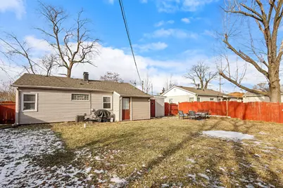 7713 Chestnut Avenue, Hammond, IN 46324 - Photo 20