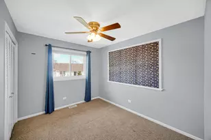 901 Robin Ct, Dyer, IN 46311 - Photo 10