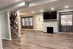 940 Idaho St, Gary, IN 46403 - Photo 2