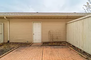 2898 Cambridge Way, Highland, IN 46322 - Photo 18