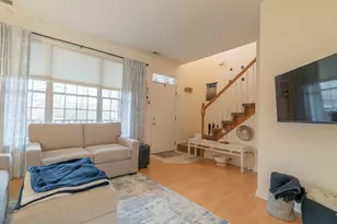 2898 Cambridge Way, Highland, IN 46322 - Photo 4