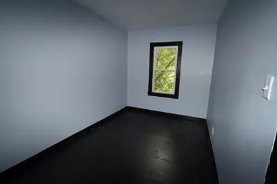 516 Ridgeland Avenue, Michigan City, IN 46360 - Photo 8