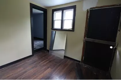 516 Ridgeland Avenue, Michigan City, IN 46360 - Photo 12