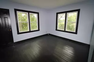 516 Ridgeland Ave, Michigan City, IN 46360 - Photo 4